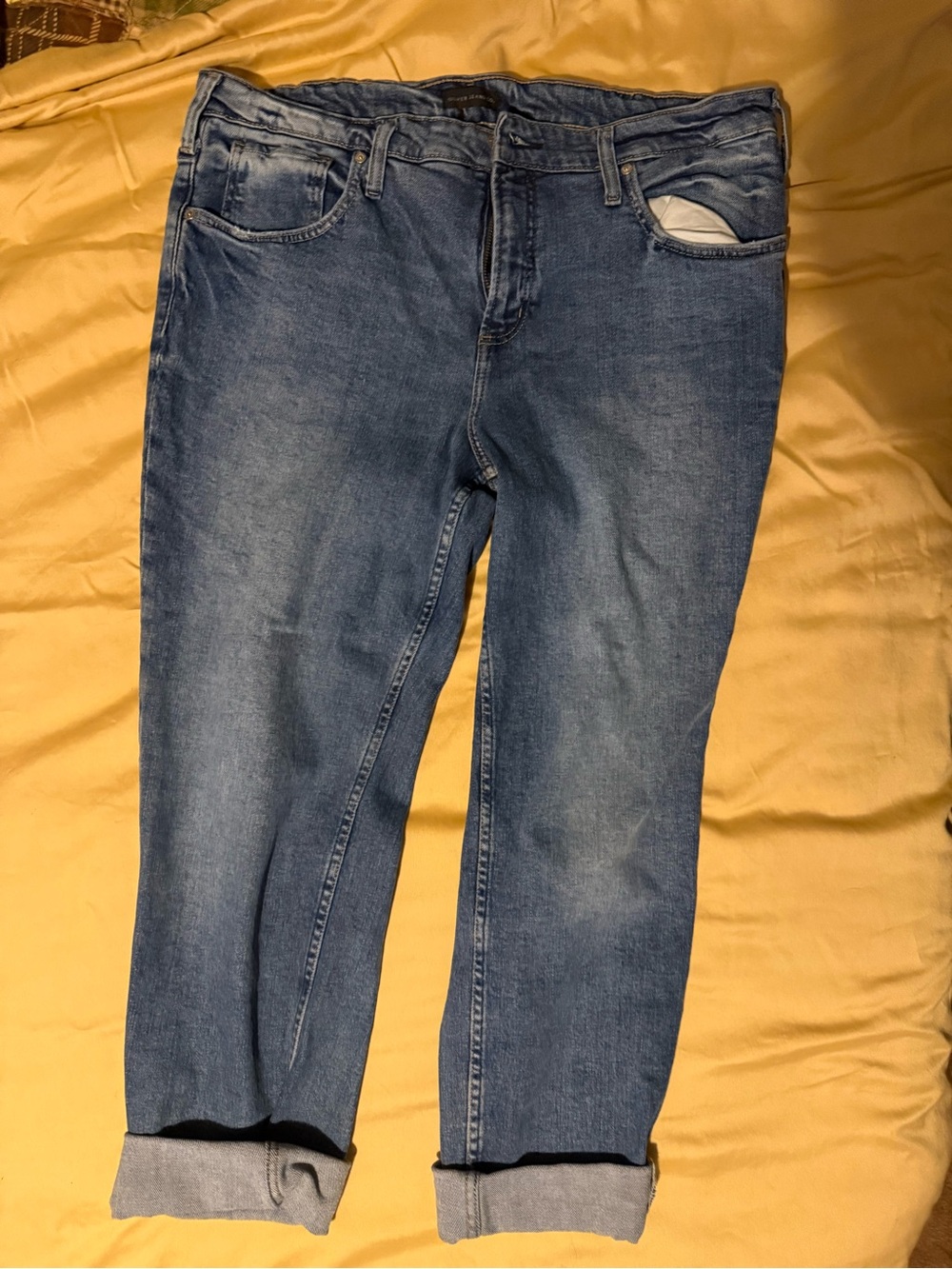 Silver Jeans Women's Light Blue Cropped Denim